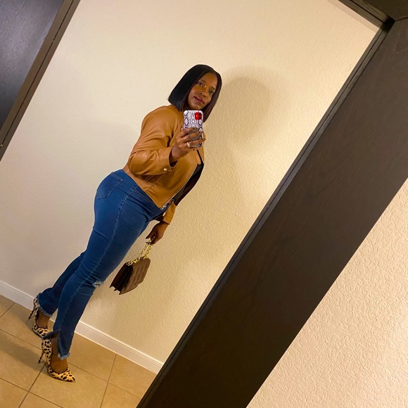 “”Split Personality” - Picture 2 of 4